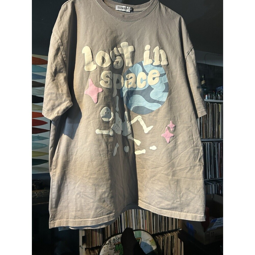 LOST IN SPACE Graphic Streetwear Tee Men - Size 2XL - RARE - Gray -